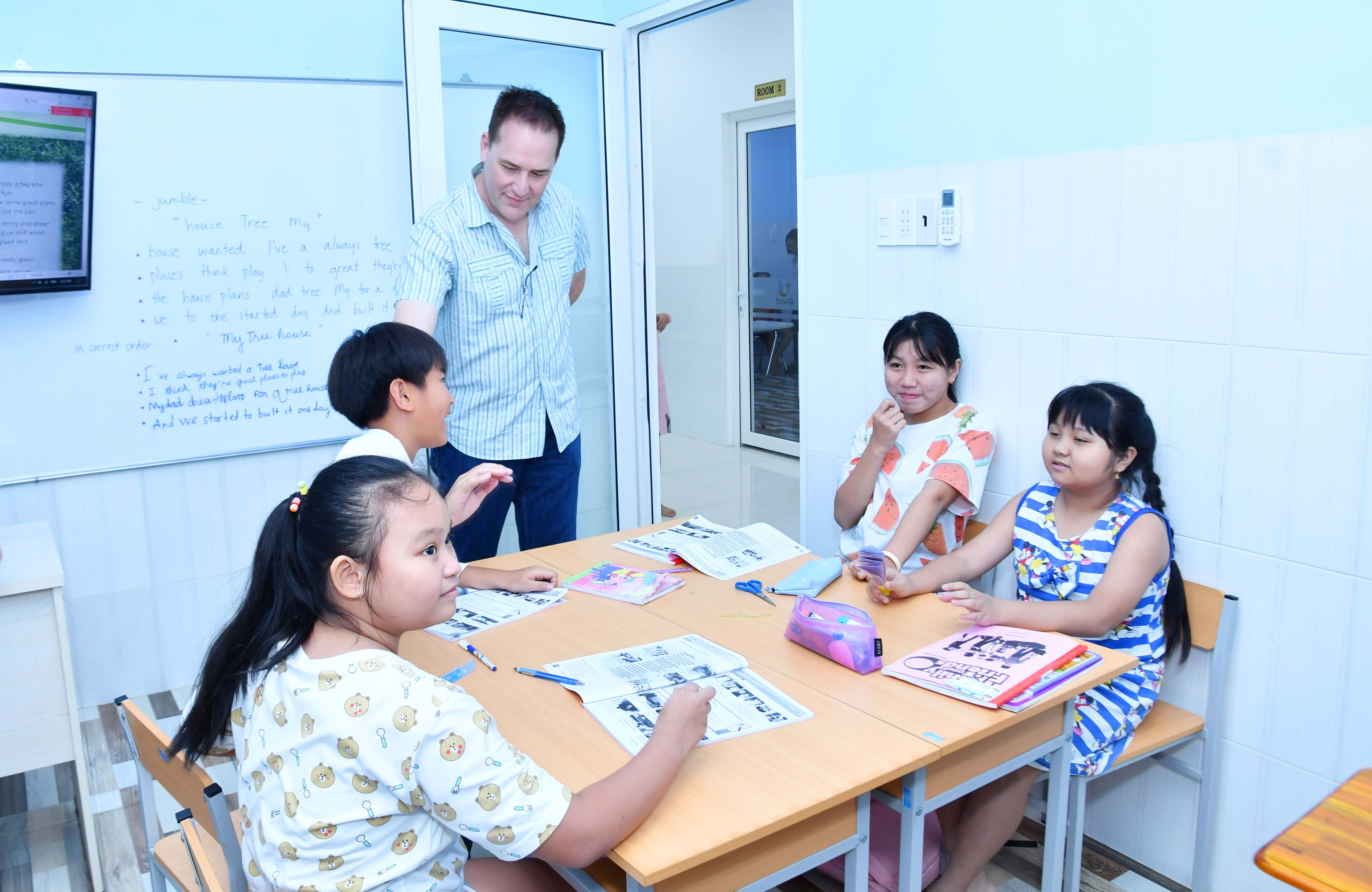 Luyện thi Tiếng Anh